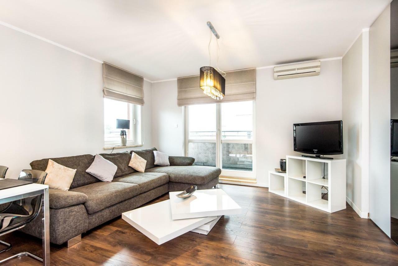 Super-Apartamenty Targi Poznanskie ภายนอก รูปภาพ